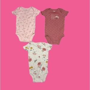 Child of mine by carter’s baby girl 3  onesie size: 3-6M